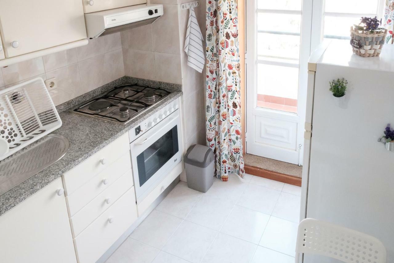 Apartment With Balcony In The Square Porto Exteriér fotografie